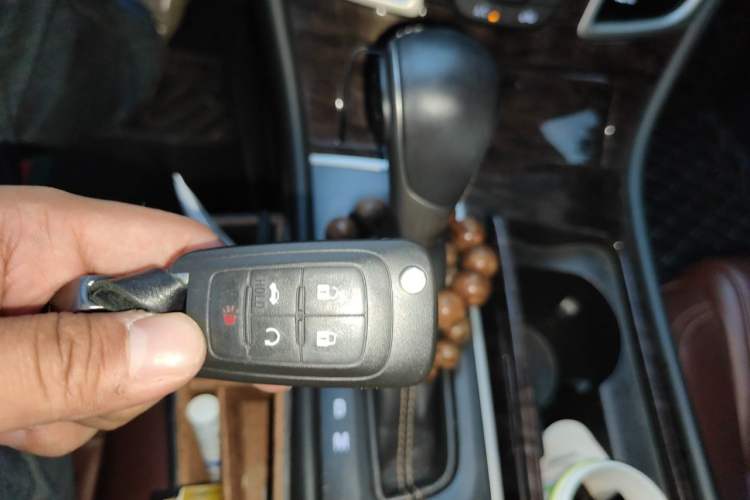 Used Buick LaCrosse 2013 2.4L SIDI Elite Comfort Version Vehicle Key