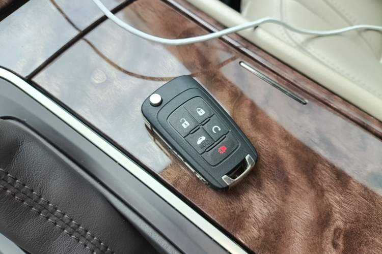Used Buick LaCrosse 2013 2.4L SIDI Leading Comfort Version Vehicle Key