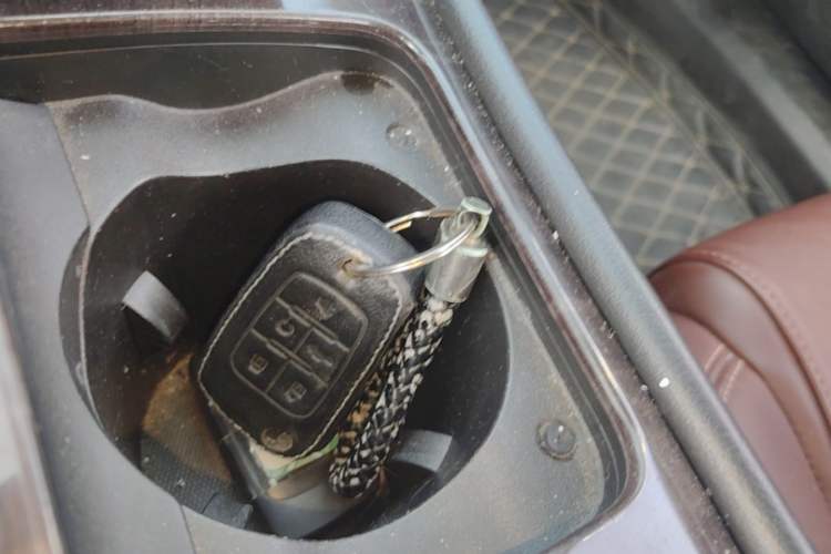 Used Buick LaCrosse 2013 2.4L SIDI Luxury Comfort Edition Vehicle Key