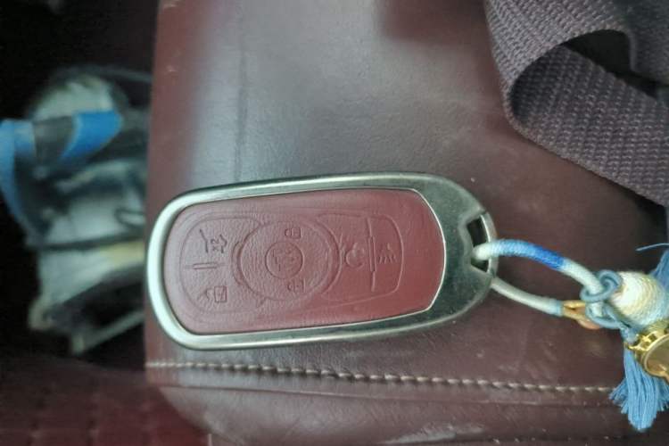 Used Buick LaCrosse 2013 2.4L SIDI Elite Comfort Version Vehicle Key