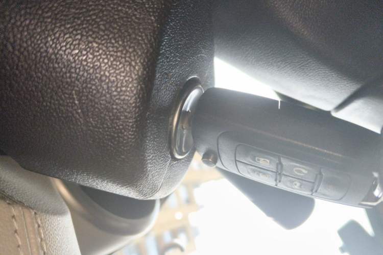 Used Buick LaCrosse 2013 2.4L SIDI Leading Comfort Version Vehicle Key
