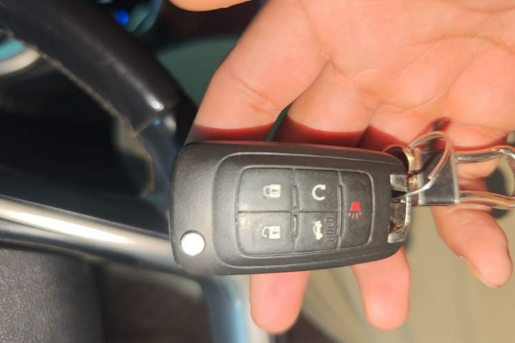 Used Buick LaCrosse 2013 2.4L SIDI Elite Comfort Version Vehicle Key