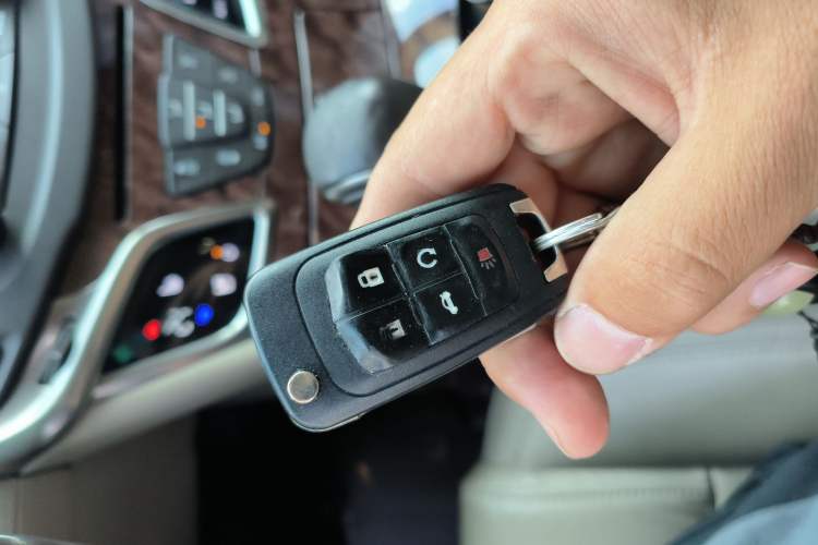 Used Buick LaCrosse 2013 2.4L SIDI Luxury Comfort Edition Vehicle Key