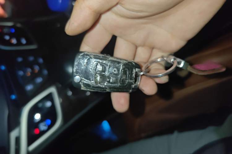 Used Buick LaCrosse 2013 2.4L SIDI Leading Comfort Version Vehicle Key
