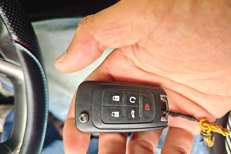 Used Buick LaCrosse 2013 2.4L SIDI Luxury Comfort Edition Vehicle Key