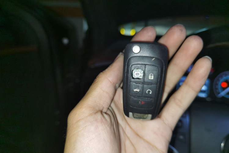 Used Buick LaCrosse 2013 2.4L SIDI Elite Comfort Version Vehicle Key