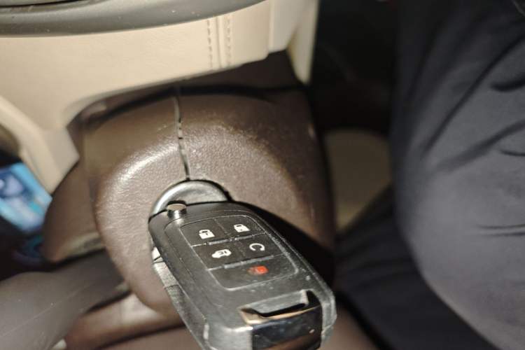 Used Buick LaCrosse 2013 2.4L SIDI Leading Comfort Version Vehicle Key