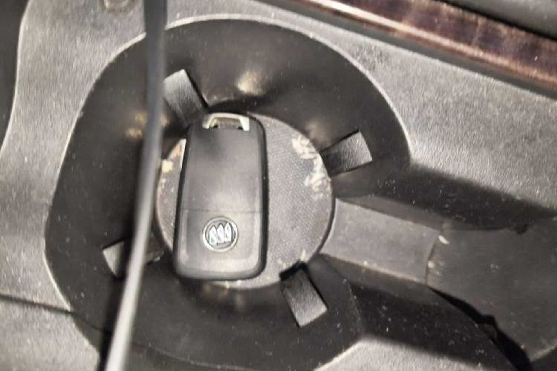 Used Buick LaCrosse 2013 2.4L SIDI Elite Comfort Version Vehicle Key