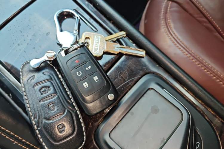 Used Buick LaCrosse 2013 2.4L SIDI Elite Comfort Version Vehicle Key
