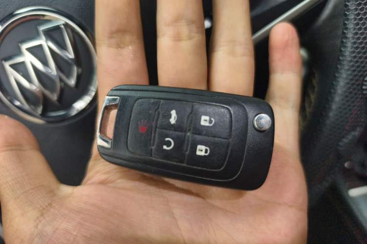Used Buick LaCrosse 2013 2.4L SIDI Elite Comfort Version Vehicle Key