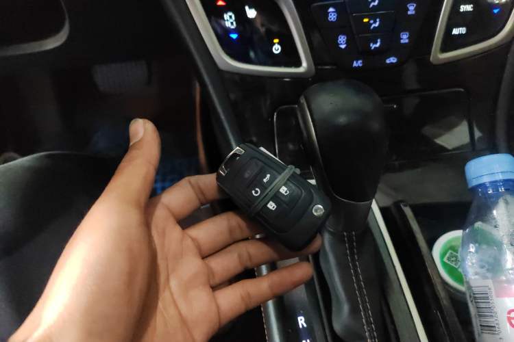 Used Buick LaCrosse 2013 2.4L SIDI Elite Comfort Version Vehicle Key