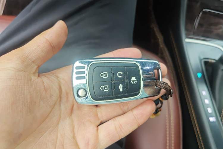 Used Buick LaCrosse 2013 2.0T SIDI Elite Tech Version Vehicle Key