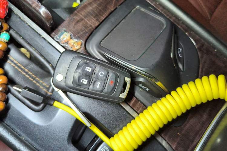 Used Buick LaCrosse 2013 2.4L SIDI Luxury Comfort Edition Vehicle Key