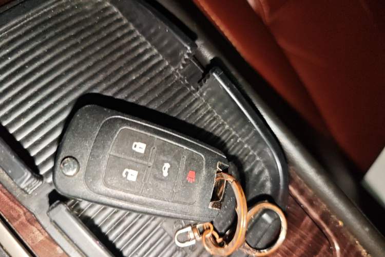Used Buick LaCrosse 2013 2.4L SIDI Elite Comfort Version Vehicle Key