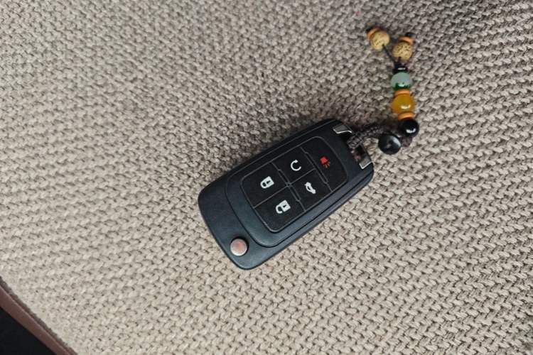 Used Buick LaCrosse 2013 2.4L SIDI Luxury Comfort Edition Vehicle Key