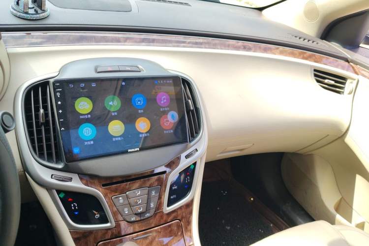 Used Buick LaCrosse 2013 2.4L SIDI Leading Comfort Version Audio And AC Panel