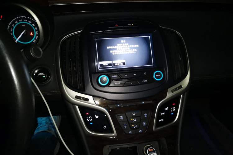 Used Buick LaCrosse 2013 2.4L SIDI Elite Comfort Version Audio And AC Panel