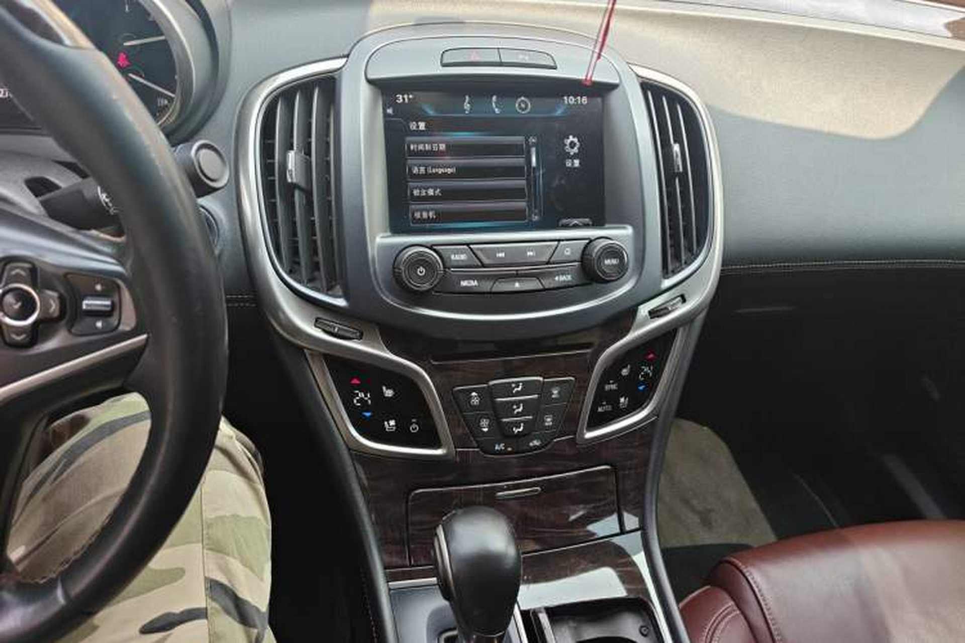 Used Buick LaCrosse 2013 2.4L SIDI Luxury Comfort Edition Audio And AC Panel