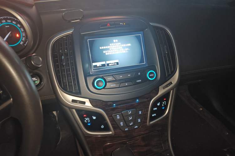 Used Buick LaCrosse 2013 2.0T SIDI Elite Tech Version Audio And AC Panel