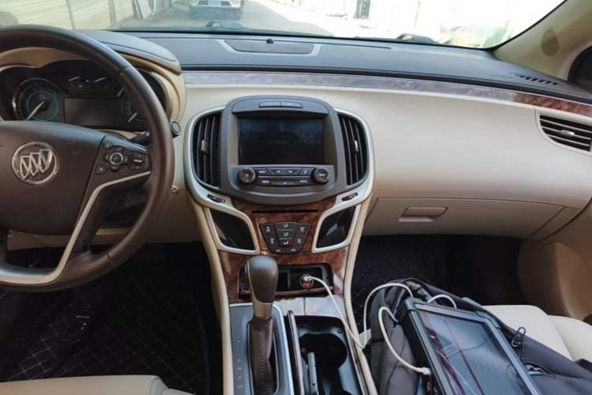 Used Buick LaCrosse 2013 2.4L SIDI Leading Comfort Version Audio And AC Panel