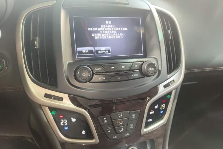 Used Buick LaCrosse 2013 2.4L SIDI Elite Comfort Version Audio And AC Panel