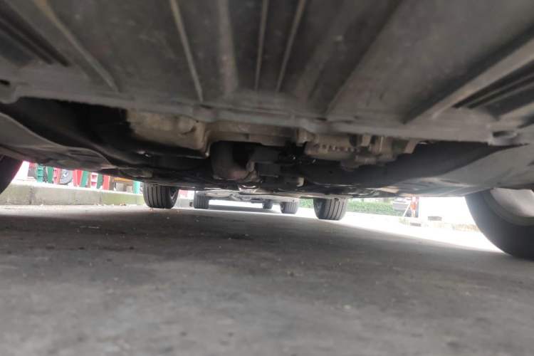Used Buick LaCrosse 2013 2.4L SIDI Elite Comfort Version Chassis Front