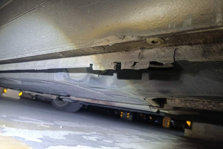 Used Buick LaCrosse 2013 2.4L SIDI Luxury Comfort Edition Chassis Rear Left