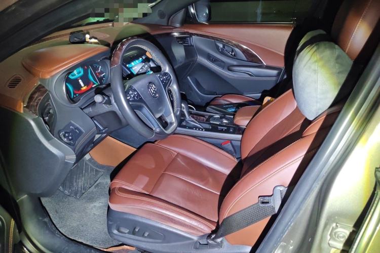 Used Buick LaCrosse 2013 2.4L SIDI Luxury Comfort Edition Driver Seat