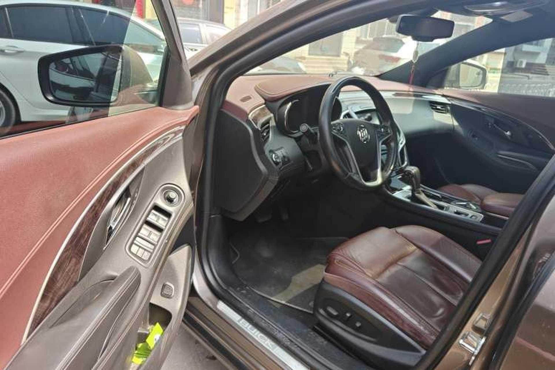 Used Buick LaCrosse 2013 2.4L SIDI Luxury Comfort Edition Driver Seat