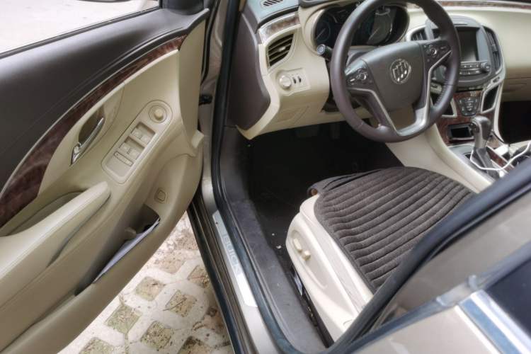 Used Buick LaCrosse 2013 2.4L SIDI Leading Comfort Version Driver Seat