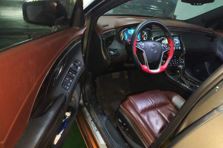 Used Buick LaCrosse 2013 2.4L SIDI Luxury Comfort Edition Driver Seat