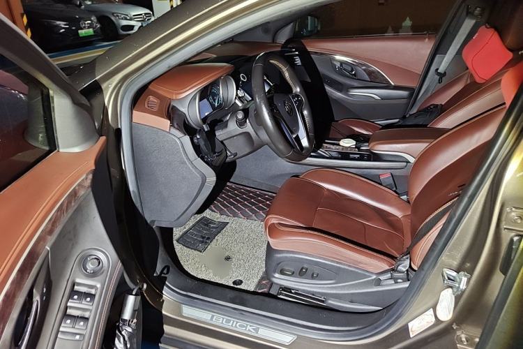 Used Buick LaCrosse 2013 2.4L SIDI Elite Comfort Version Driver Seat
