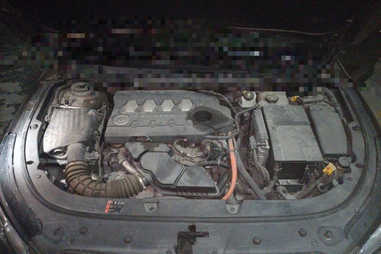 Used Buick LaCrosse 2013 eAssist 2.4L Eco-Friendly Comfort Model Engine Bay