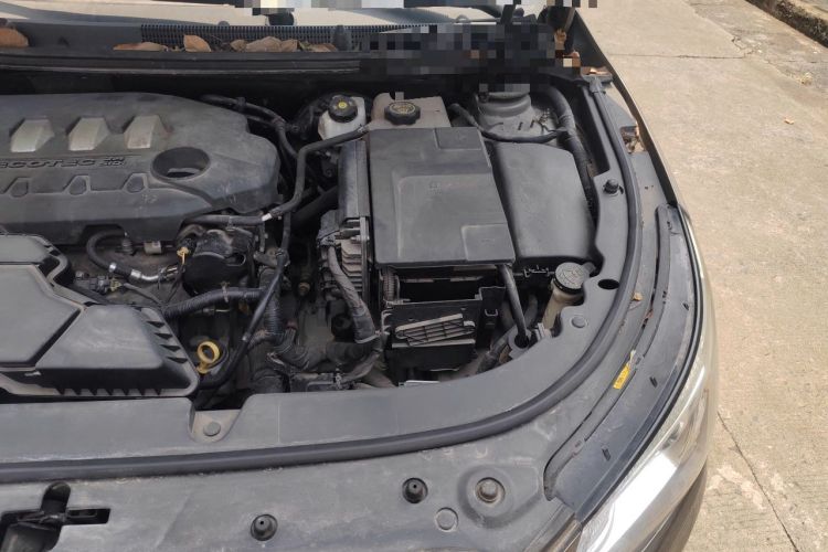 Used Buick LaCrosse 2013 2.4L SIDI Elite Comfort Version Engine Bay Left