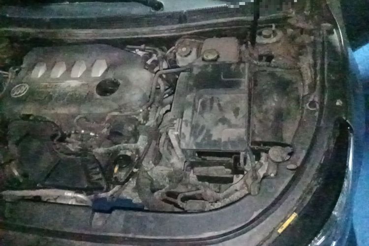 Used Buick LaCrosse 2013 2.4L SIDI Luxury Comfort Edition Engine Bay Left