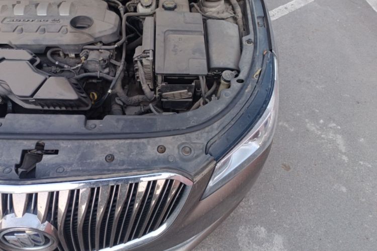 Used Buick LaCrosse 2013 2.4L SIDI Leading Comfort Version Engine Bay Left