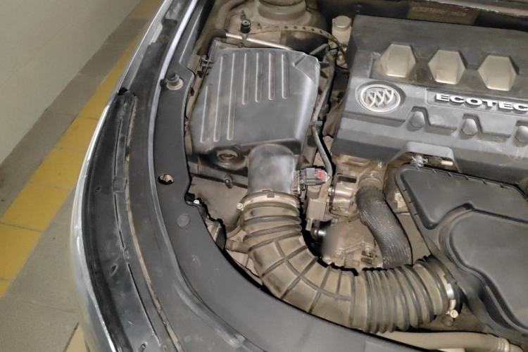 Used Buick LaCrosse 2013 2.4L SIDI Leading Comfort Version Engine Bay Right