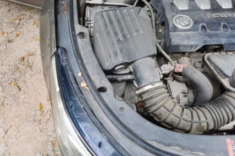 Used Buick LaCrosse 2013 2.4L SIDI Leading Comfort Version Engine Bay Right