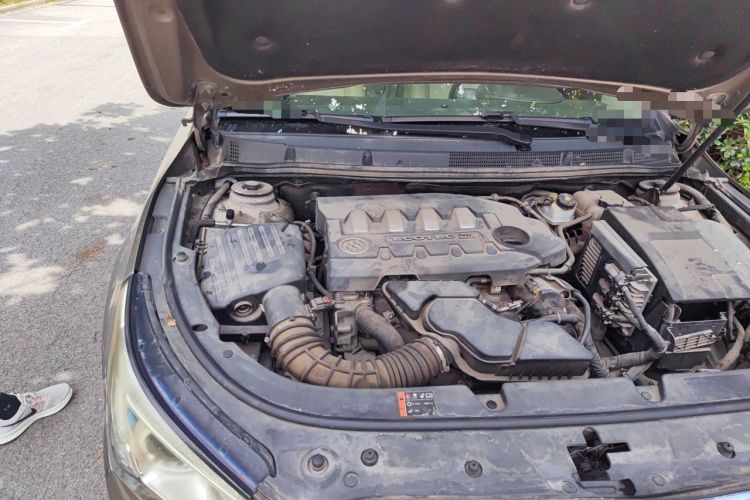 Used Buick LaCrosse 2013 2.4L SIDI Leading Comfort Version Engine Bay Right