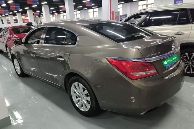 Used Buick LaCrosse 2013 2.4L SIDI Leading Comfort Version Exterior 2