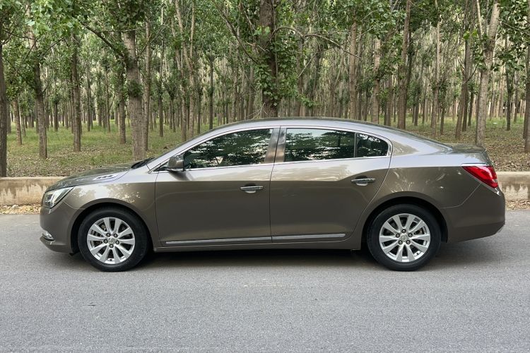 Used Buick LaCrosse 2013 2.4L SIDI Leading Comfort Version Exterior 3