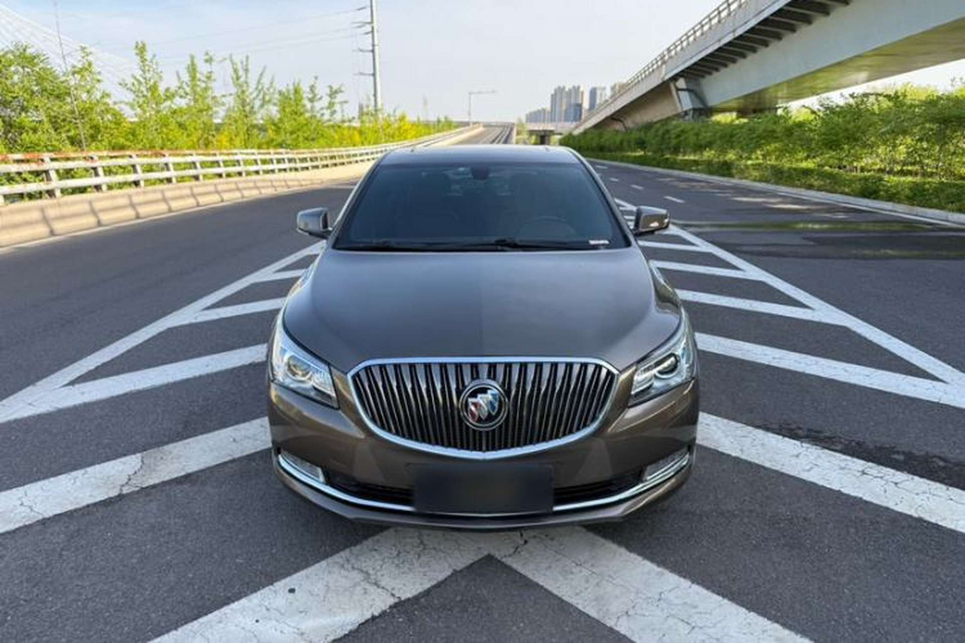 Used Buick LaCrosse 2013 2.4L SIDI Luxury Comfort Edition Exterior 4
