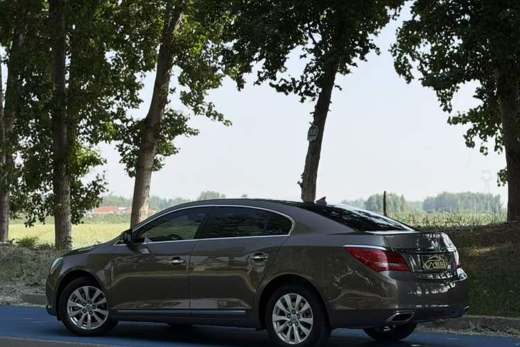 Used Buick LaCrosse 2013 2.4L SIDI Leading Comfort Version Exterior 4