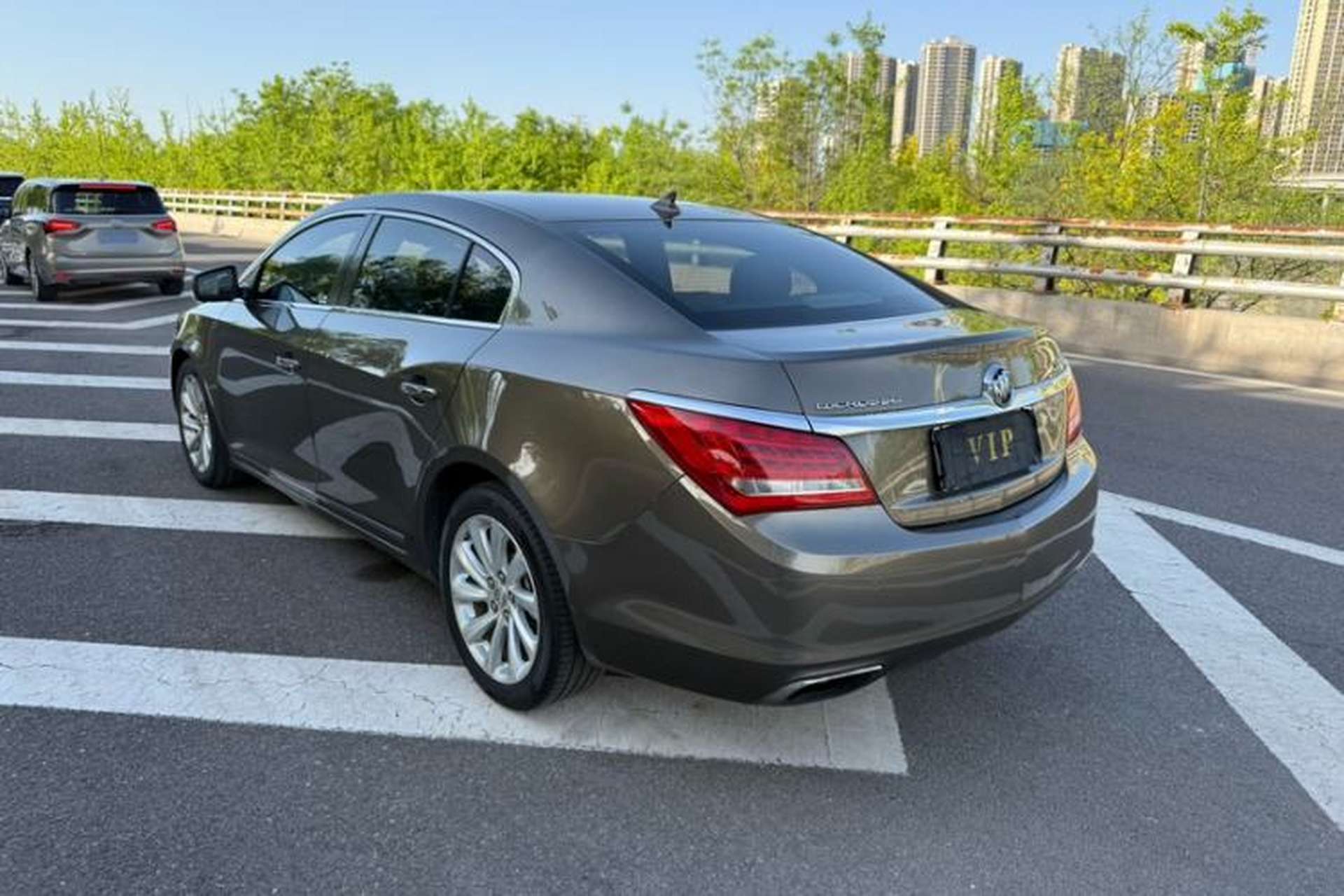 Used Buick LaCrosse 2013 2.4L SIDI Luxury Comfort Edition Exterior 9
