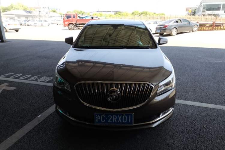 Used Buick LaCrosse 2013 2.4L SIDI Leading Comfort Version Front