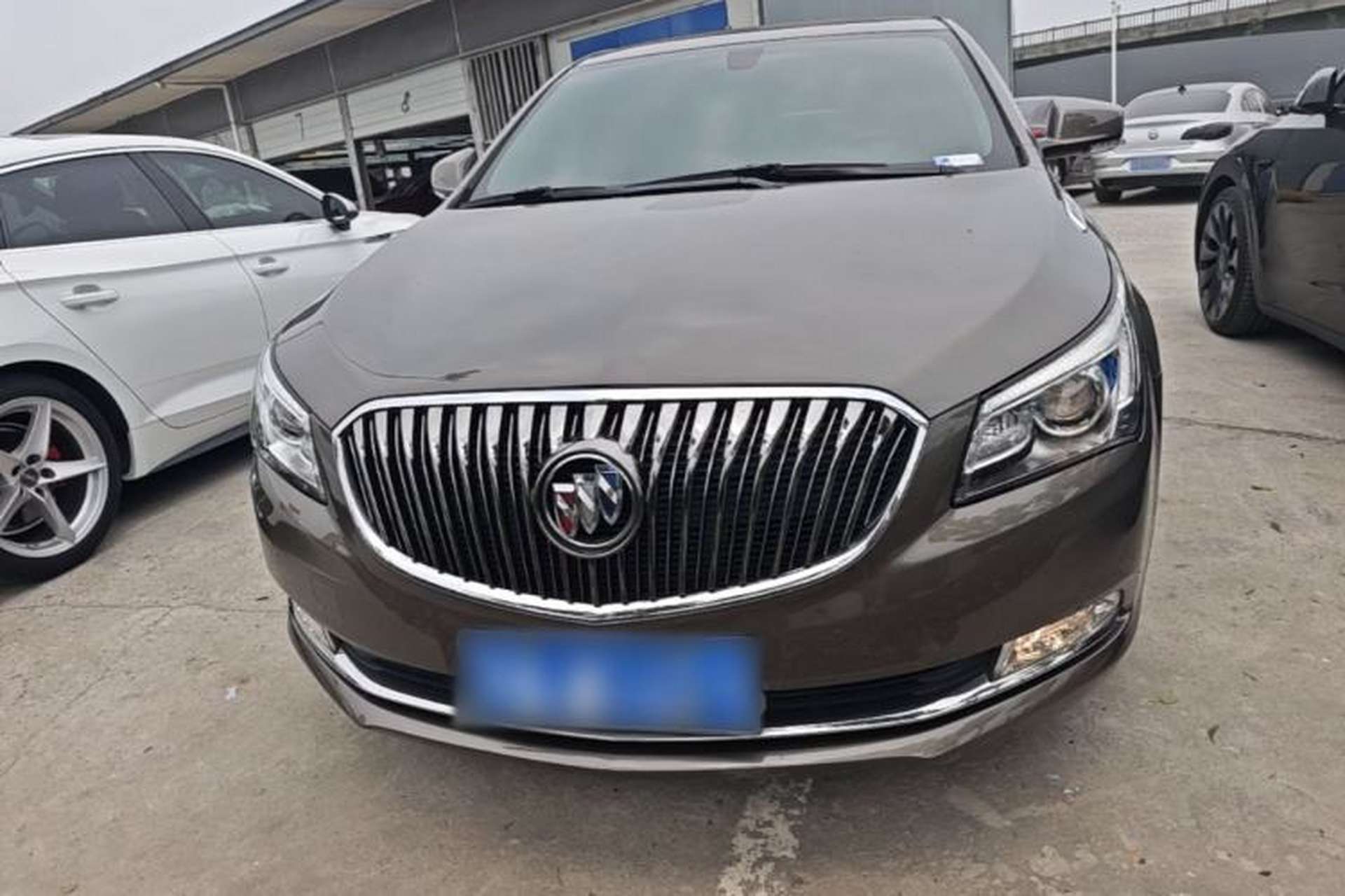 Used Buick LaCrosse 2013 2.4L SIDI Leading Comfort Version Front