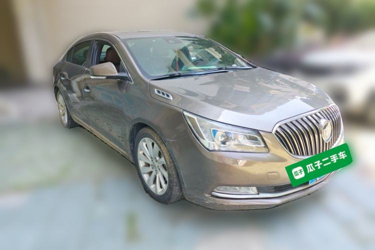 Used Buick LaCrosse 2013 2.0T SIDI Smart Luxury Flagship Edition Front Right 45 Deg