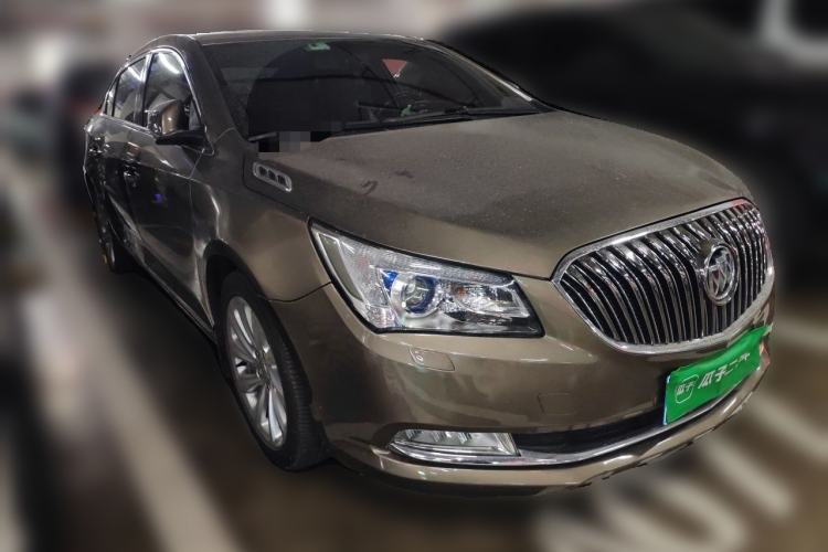 Used Buick LaCrosse 2013 2.4L SIDI Luxury Comfort Edition Front Right 45 Deg