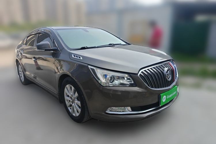 Used Buick LaCrosse 2013 2.4L SIDI Leading Comfort Version Front Right 45 Deg