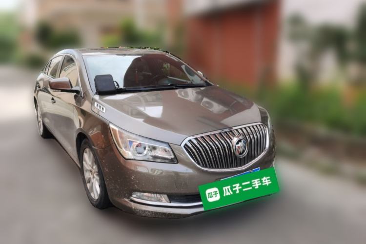 Used Buick LaCrosse 2013 2.4L SIDI Elite Comfort Version Front Right 45 Deg